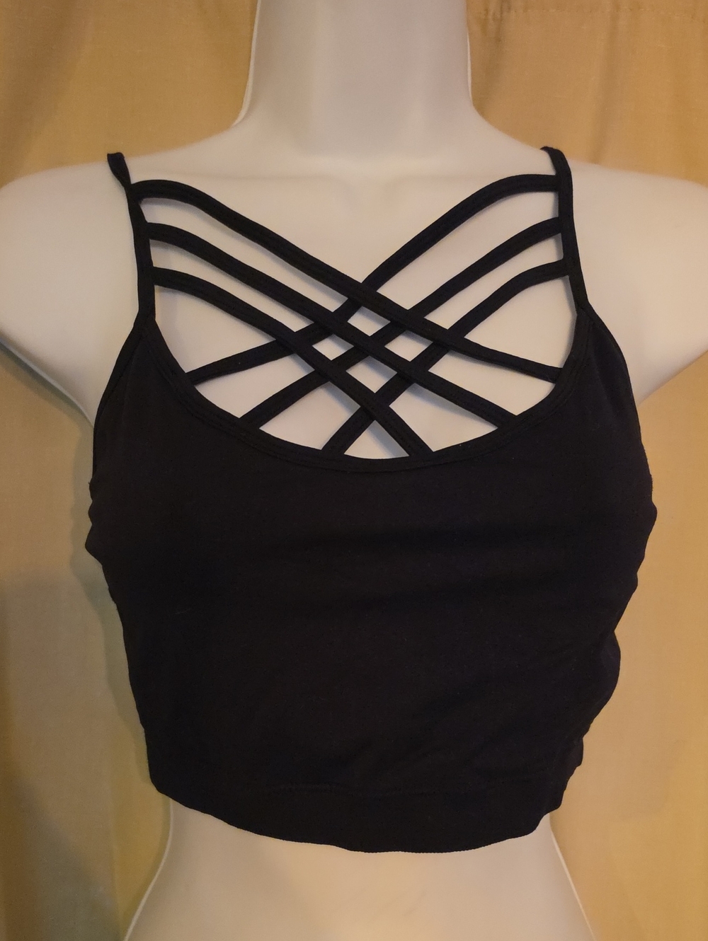 Zenana Outfitters Black Strappy Crisscross Crop Bralette Bra